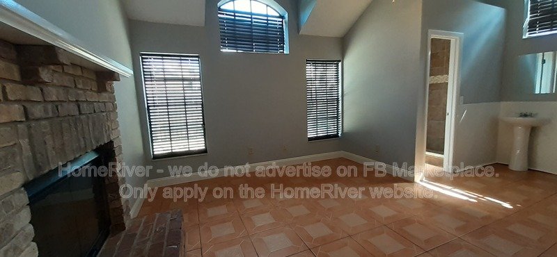 Fireplace!!!!! 9561 SUNDANCE CT property image