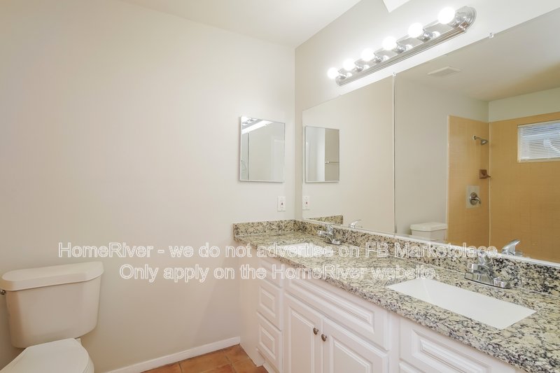 Available Now | Pets Welcome | 4 beds | Screened in Lanai property image