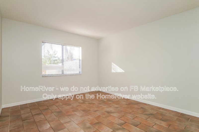 Available Now | Pets Welcome | 4 beds | Screened in Lanai property image