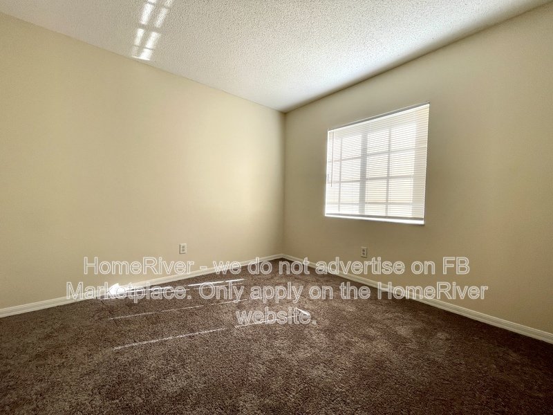 Water front &amp;amp;amp;amp; Gated Community 7344 E Bank Dr Tampa, FL 33617 property image