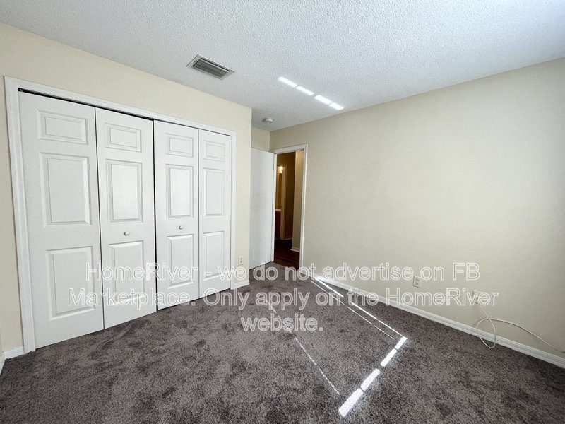 Water front &amp;amp;amp;amp; Gated Community 7344 E Bank Dr Tampa, FL 33617 property image