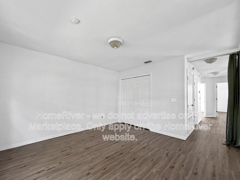 2932 Pembridge St property image