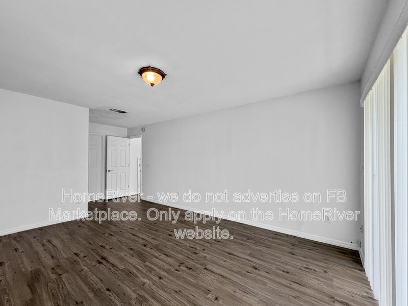 2932 Pembridge St property image