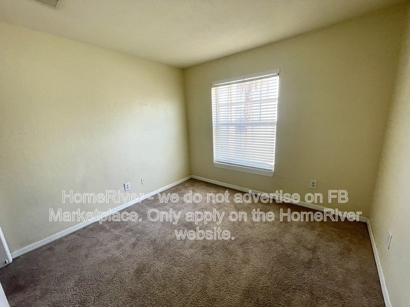 Pool ComMove In Ready! - 8517 Lincoln Cove Dr Apt 101A Tampa, FL 33614 property image