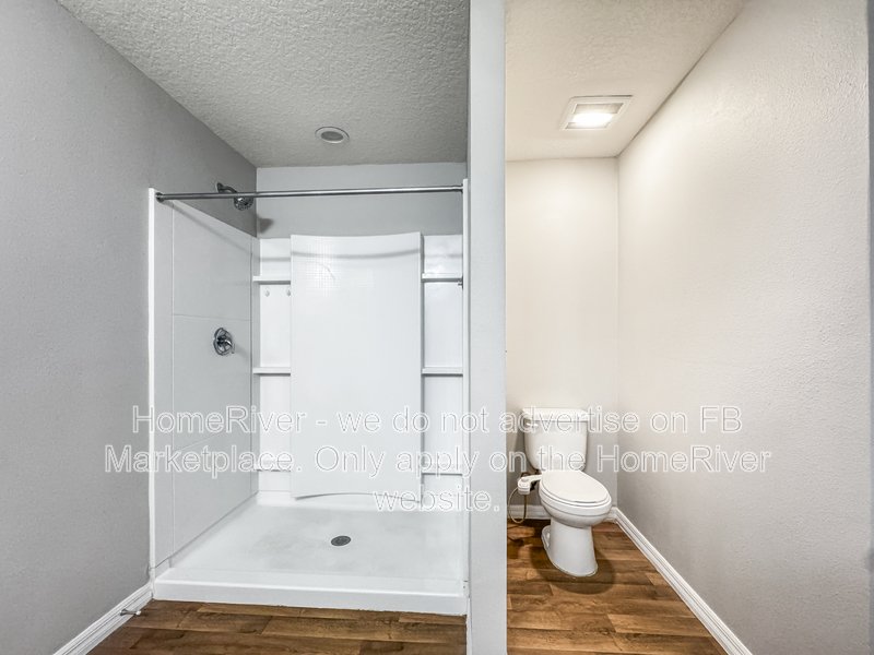 Available Now | Pets Welcome | 2 Car Garage property image