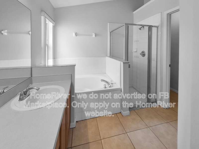 Spacious 3BR/2BA Valrico Home in Desirable Bloomingdale Area property image