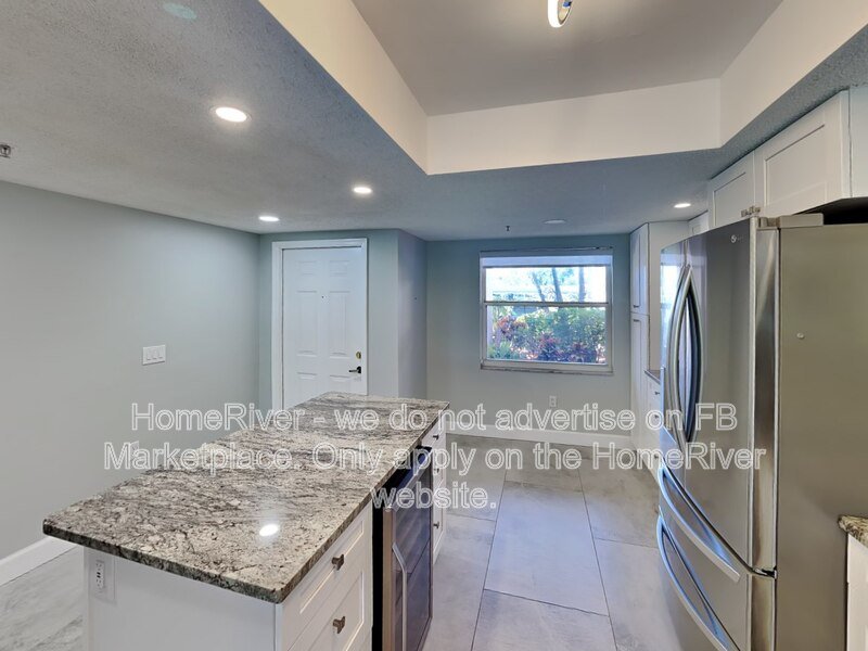 Move In Ready! - 6505 STONE RIVER RD APT 104, BRADENTON FL 34203 property image