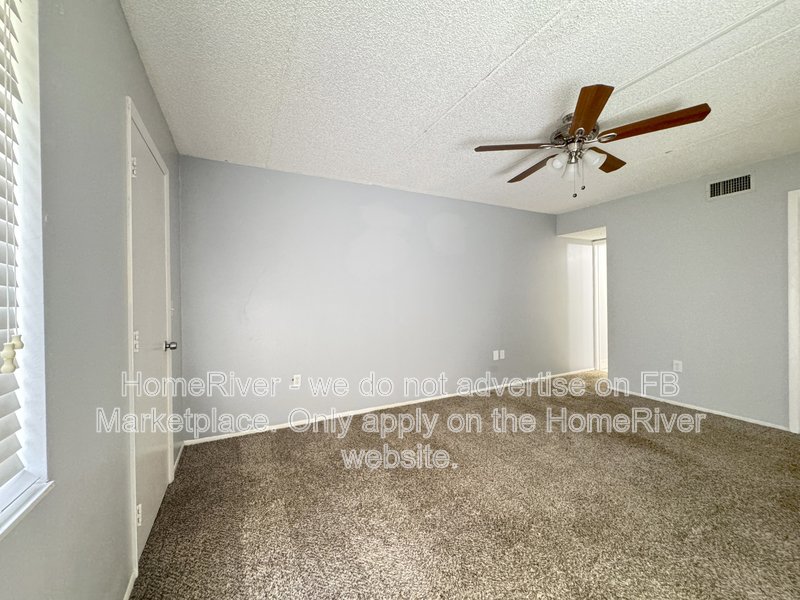 Comfortable Wooded View  condo with large porch property image