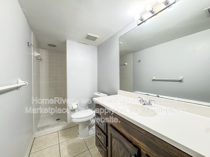 Comfortable Wooded View  condo with large porch property image
