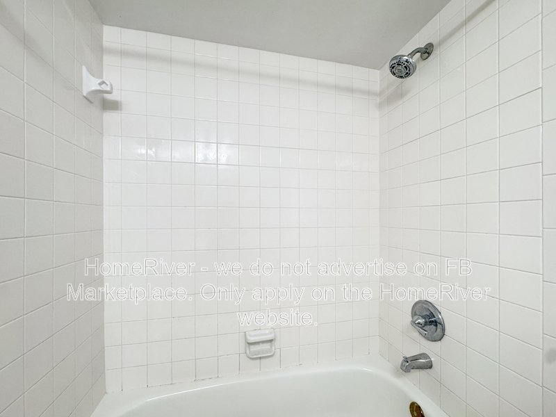 Comfortable Wooded View  condo with large porch property image