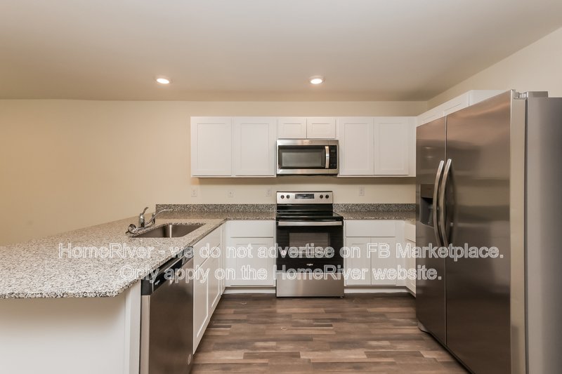 Coming Soon | Pets Welcome | 2 Car Garage | property image