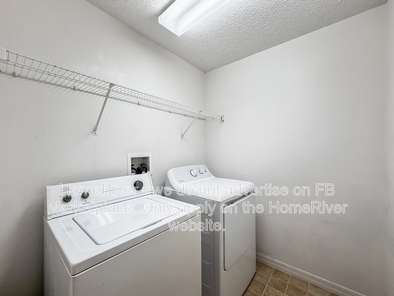 Do Not Miss Out! - 2272 MERRY RD, TAVARES FL 32778 property image