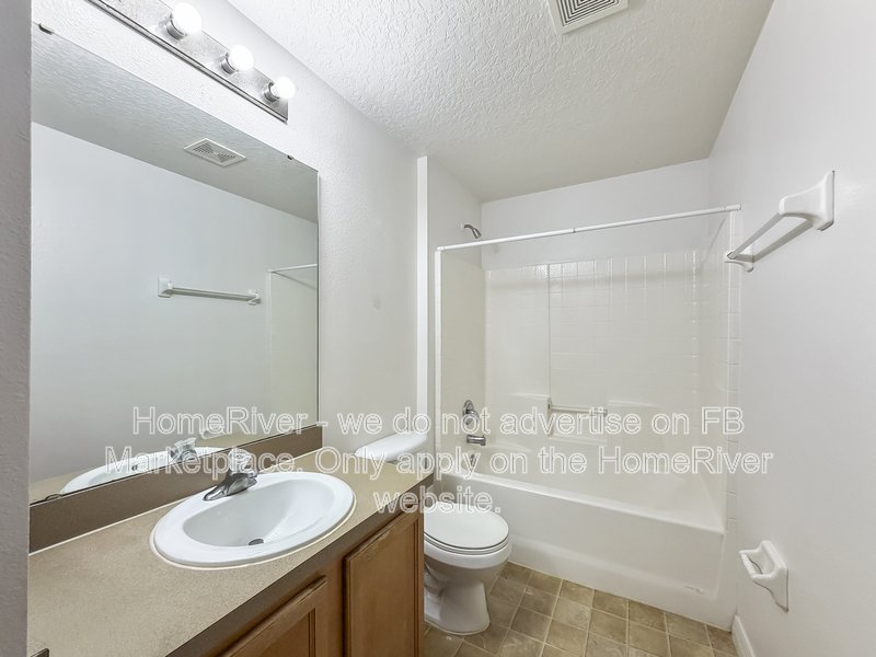 Do Not Miss Out! - 2272 MERRY RD, TAVARES FL 32778 property image