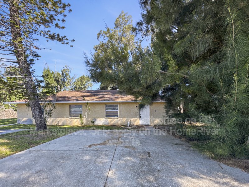 One Month Free-903 63rd 2 Bedroom Duplex for Rent property image
