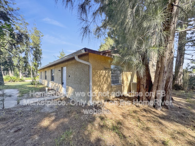 One Month Free-903 63rd 2 Bedroom Duplex for Rent property image