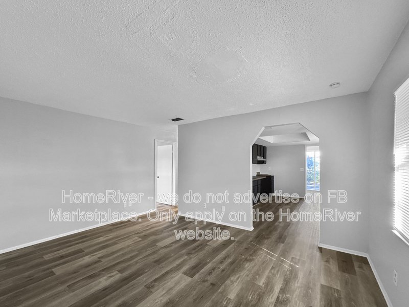 One Month Free-903 63rd 2 Bedroom Duplex for Rent property image