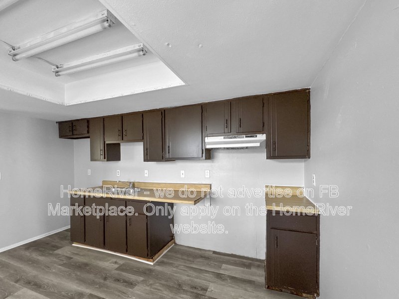 One Month Free-903 63rd 2 Bedroom Duplex for Rent property image