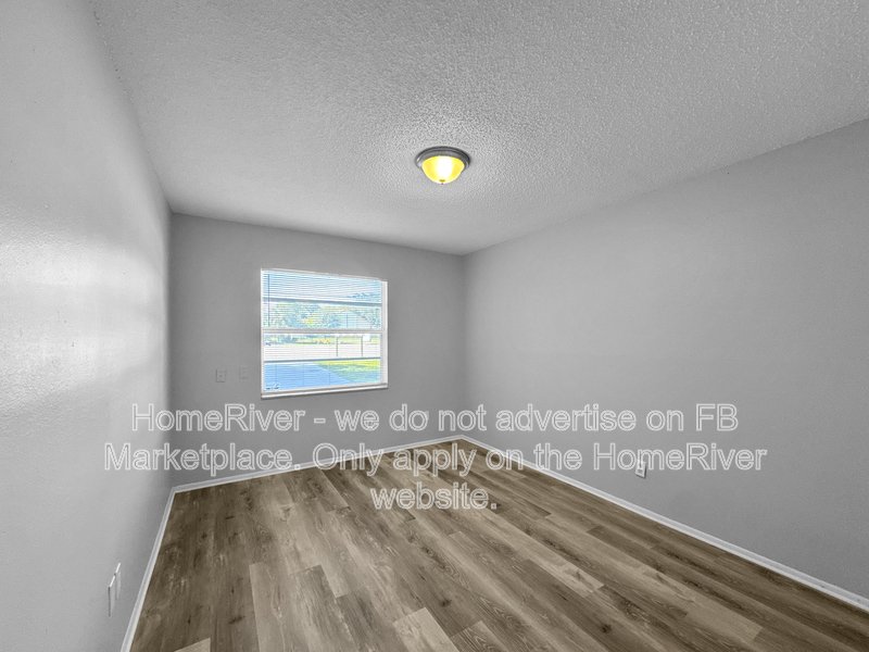 One Month Free-903 63rd 2 Bedroom Duplex for Rent property image