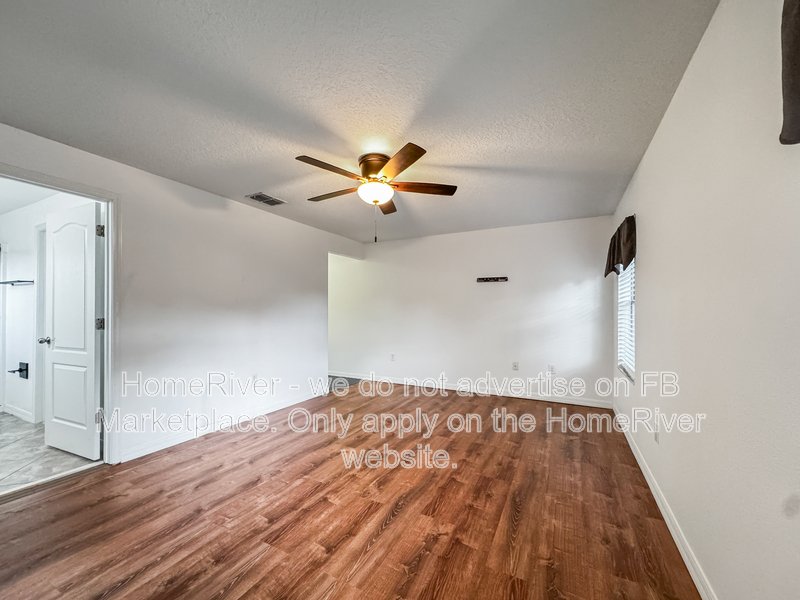 3 Bed | 3 Bath | Pet-Friendly | Wesley Chapel property image