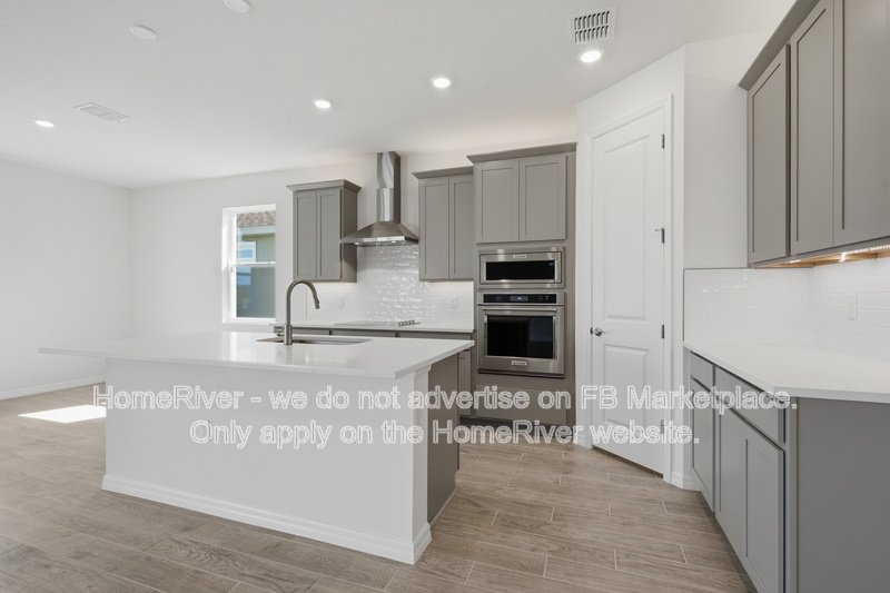 Pet Friendly | 2 Car Garage | Covered Patio | Spacious Living Area property image