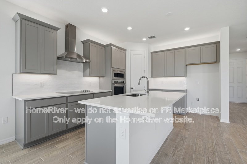 Pet Friendly | 2 Car Garage | Covered Patio | Spacious Living Area property image