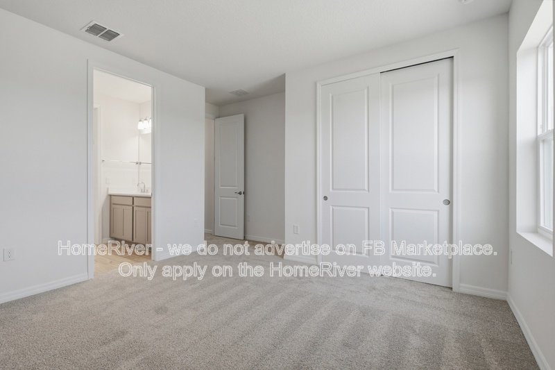 Pet Friendly | 2 Car Garage | Covered Patio | Spacious Living Area property image