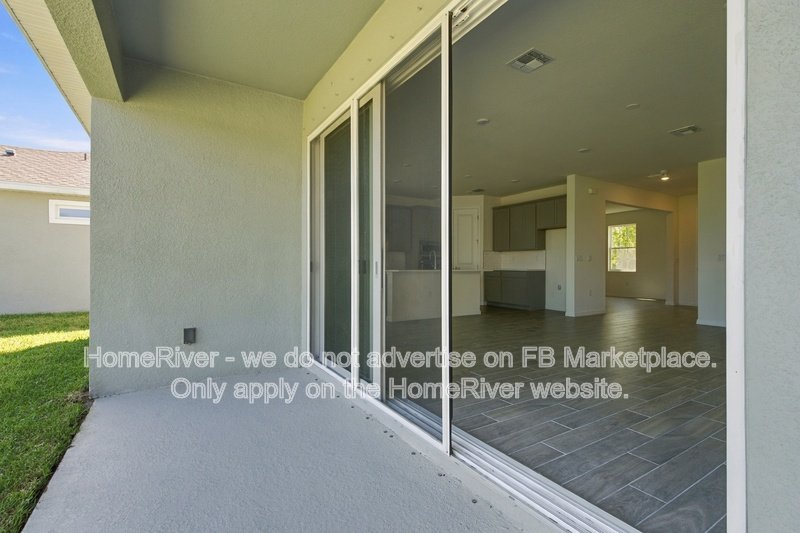 Pet Friendly | 2 Car Garage | Covered Patio | Spacious Living Area property image