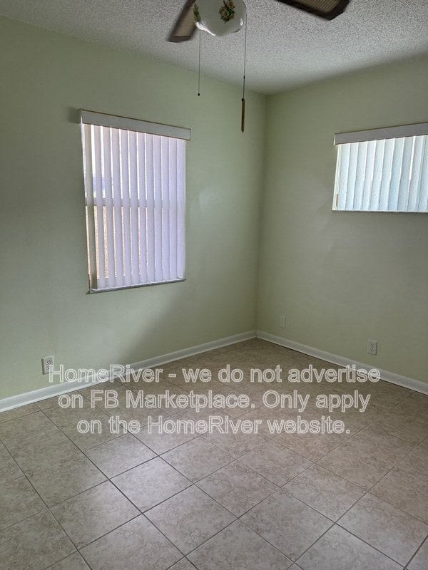 Water Front -2 Bedroom 2 Bathroom 3357 Dexter Dell SE property image