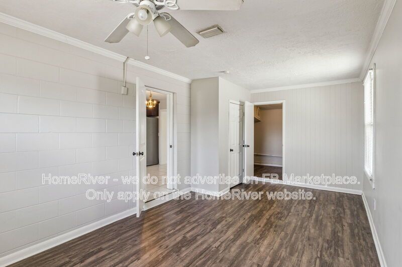 4 bedroom home with fenced yard property image