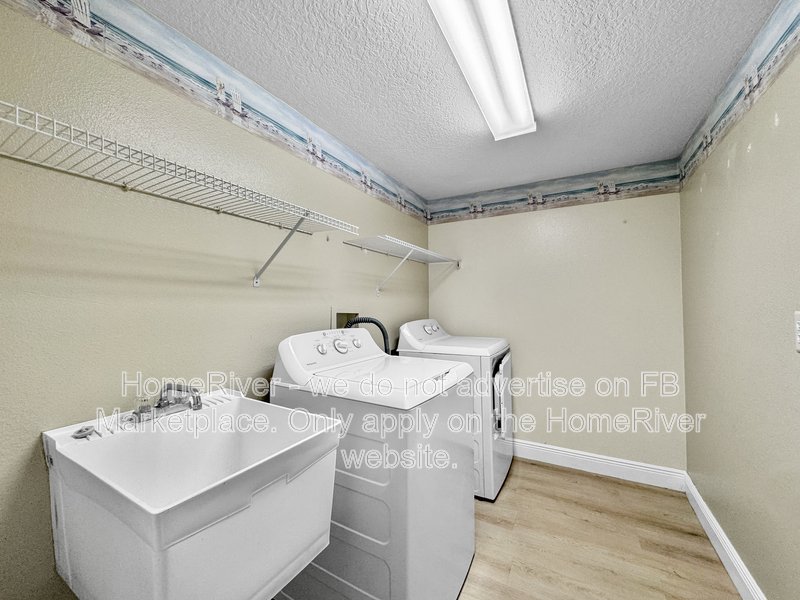 Community Pool | Pool Access | Covered Porch | Garage property image