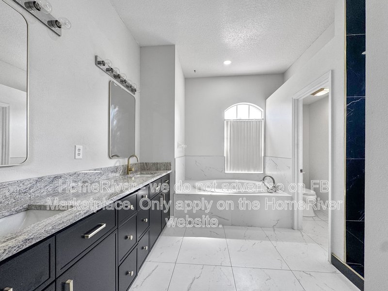 Community Pool | Pool Access | Covered Porch | Garage property image