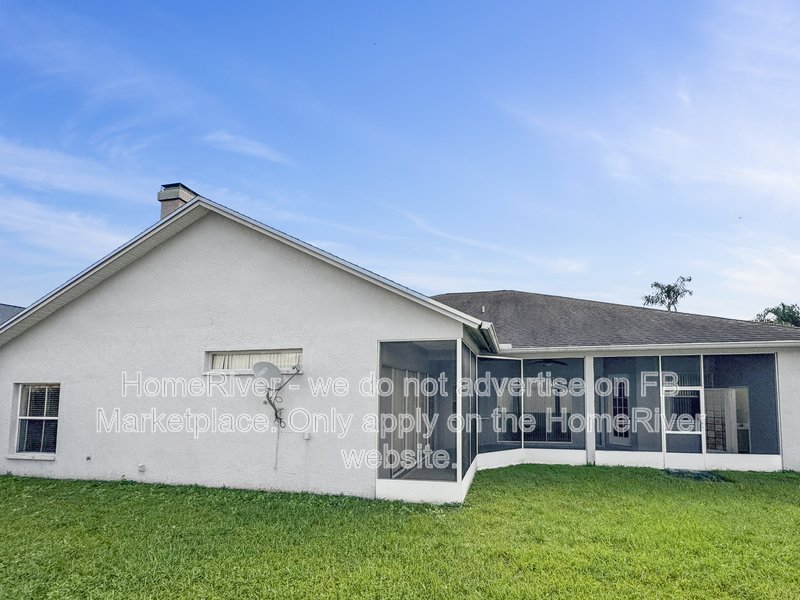 Community Pool | Pool Access | Covered Porch | Garage property image