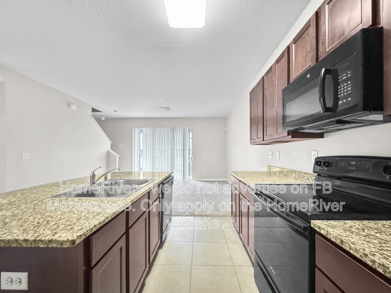 Screened Lanai | Pond View | Conservation View | Garage property image