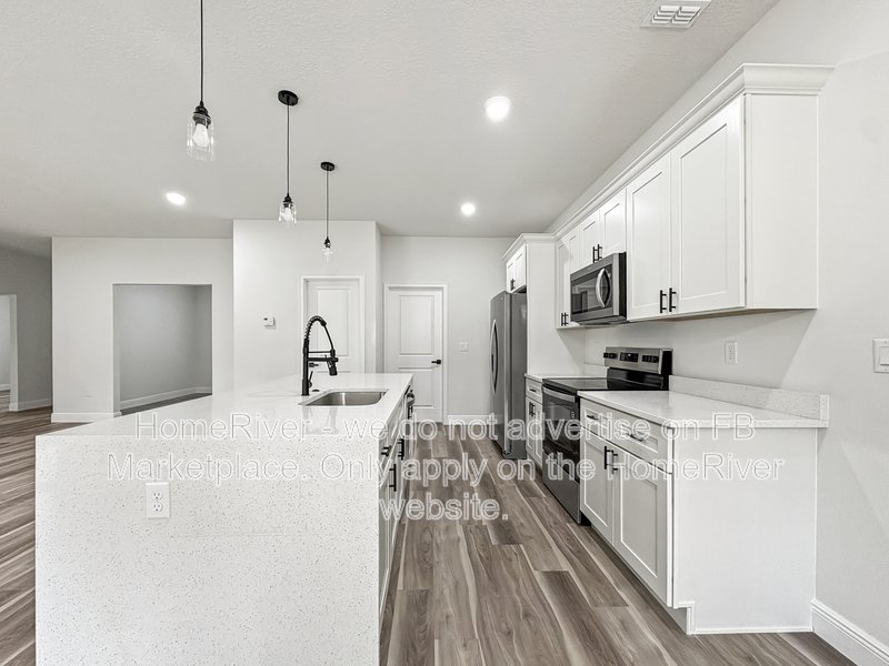4 Bedroom | 3 Bathroom | Pet-Friendly | Ocala Rental property image