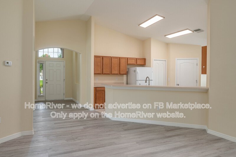 4 Bed / 3 Bath | Garage | Pet-Friendly | Internet Ready property image