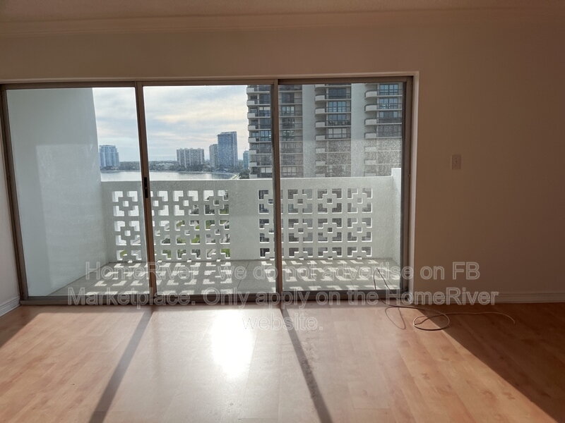 Move In Ready! - 2401 BAYSHORE BLVD UNIT 1211 TAMPA FL 33629 property image