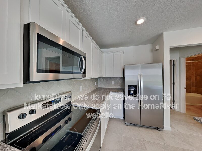 Do Not Miss Out! -  8717 Windglass Cv PARRISH, FL 34219 property image