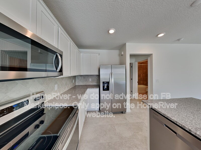 Do Not Miss Out! -  8717 Windglass Cv PARRISH, FL 34219 property image