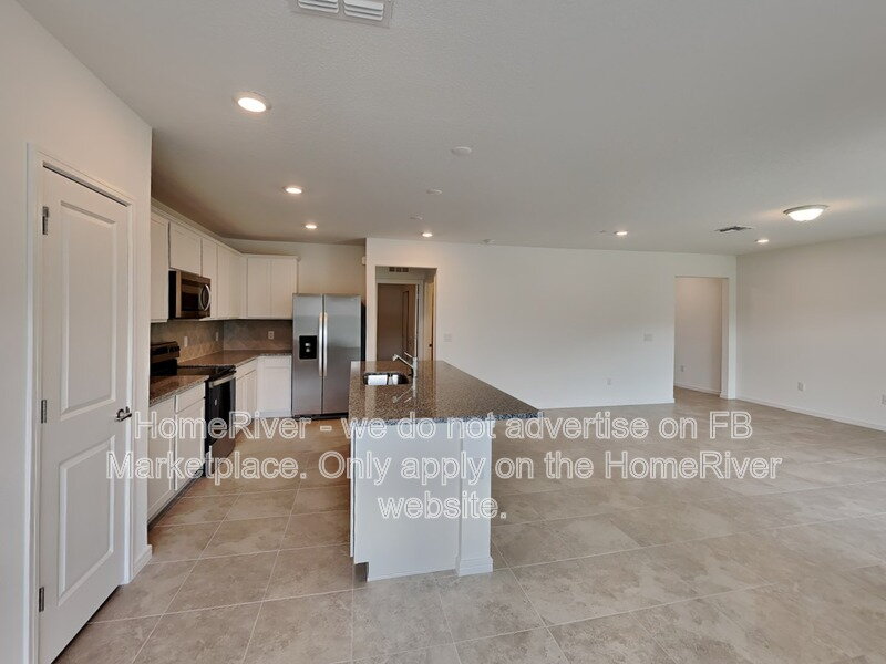 Do Not Miss Out! -  8717 Windglass Cv PARRISH, FL 34219 property image