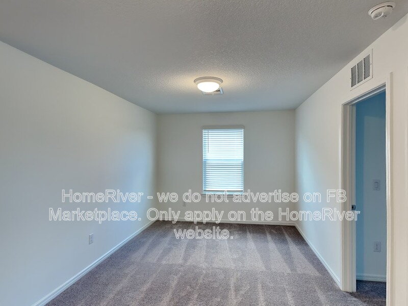 Do Not Miss Out! -  8717 Windglass Cv PARRISH, FL 34219 property image