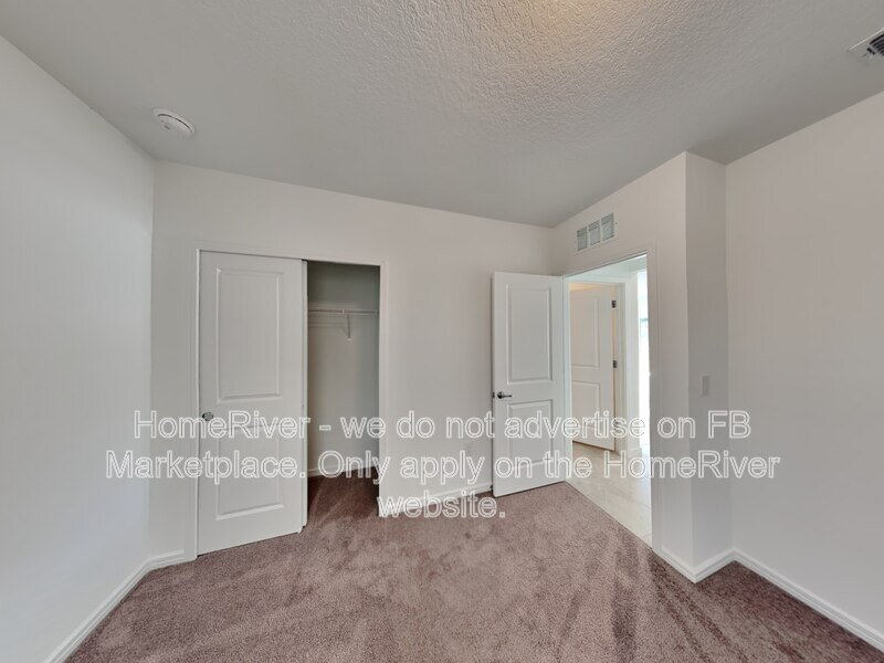Do Not Miss Out! -  8717 Windglass Cv PARRISH, FL 34219 property image