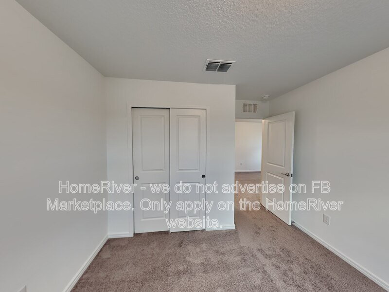 Do Not Miss Out! -  8717 Windglass Cv PARRISH, FL 34219 property image