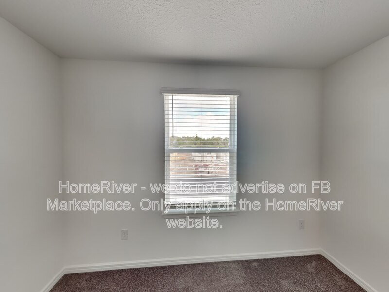 Do Not Miss Out! -  8717 Windglass Cv PARRISH, FL 34219 property image